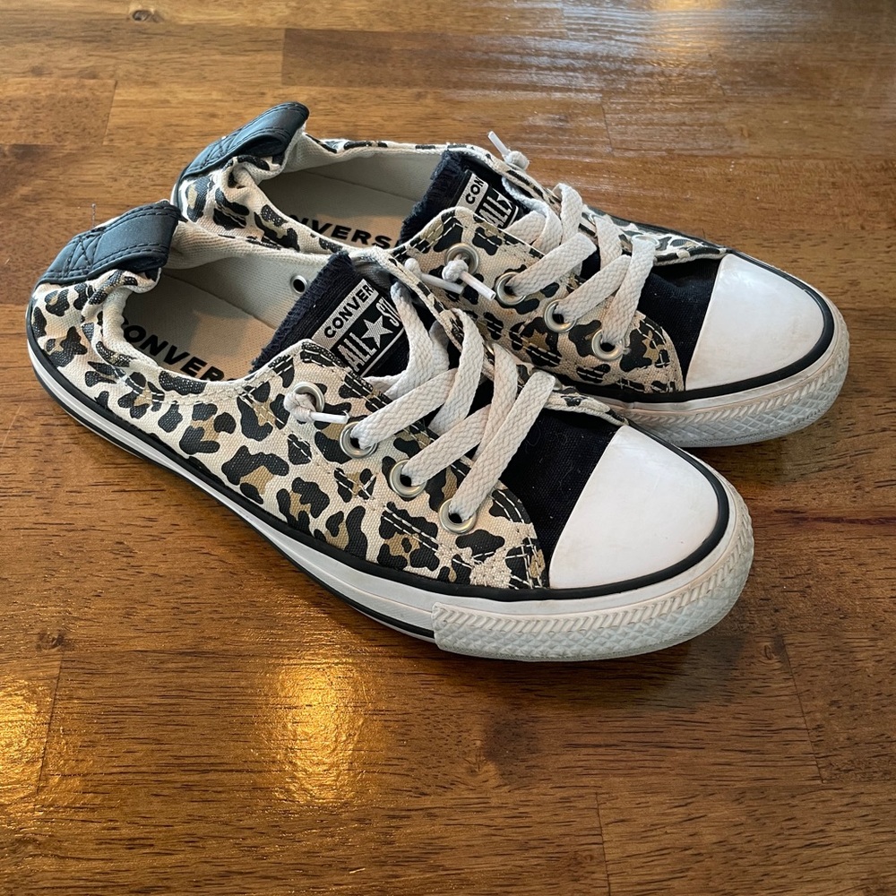 Leopard print Converse sneakers size 7